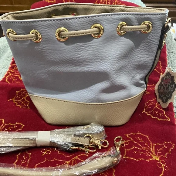 Coco & Carmen small tote - Picture 3 of 10